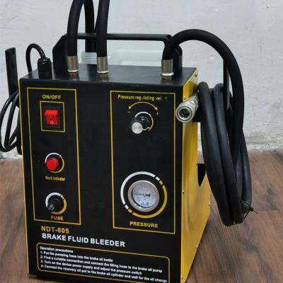 China Electric Metal Brake Fluid Exchanger 250X260X360mm 25kg With 15pcs Adapter for sale