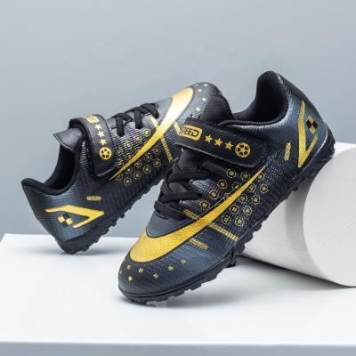 China Fashion\Comfortable\Durable\Breathable\Lighted Soccer Shoes Profesyonel Futbol Ayakkabilari Indoor Soccer Boots Shoes Predatory Sole TPU Ankle Soccer High Professional Shoes for sale