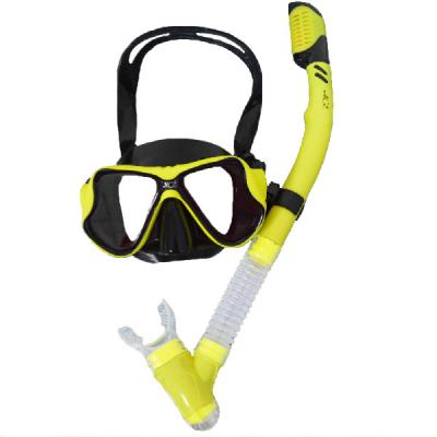 China Conjunto de snorkel de mergulho para adultos com faixa de silicone e máscara de vidro temperado personalizável à venda