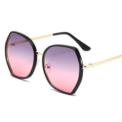 China Fashion Sunglasses 2021 Wholesale Custom Glasses Shade Sun Glasses Eyewear Men Women Newest Fashion Trendy Metal Sun Glasses for sale