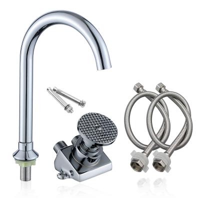 China Modern Slant Brass Faucet Valve Body Pedal Switch Water Hospital School Lab Foot Switch Faucet for sale