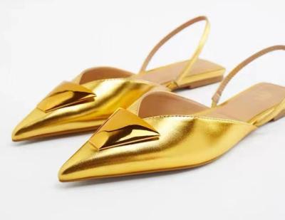 China 2022ZA New Baotou Flat Pointed Metal Stain Muller Flat Shoes Solid Color for sale