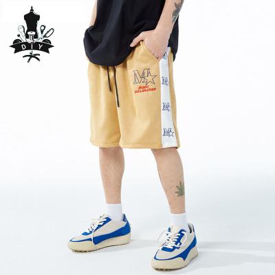 China Anti-wrinkle summer men's outdoor cargo shorts pocket casual sweat shorts loose wide leg drawstring beach loose shorts for sale