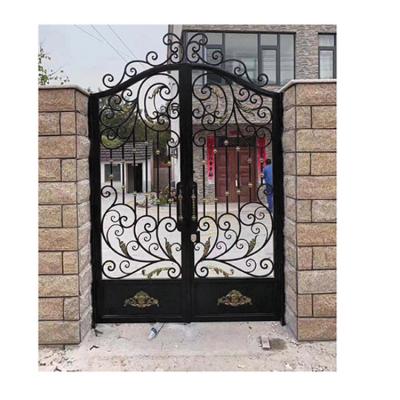 Cina Wholesale Modern Factory Wrought Iron Driveway Gate Villa Swing Gates in vendita