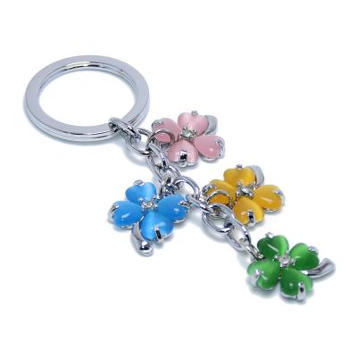 China Metal Tag 4 Clovers Shape Metal Crystal Lucky Four Leaf Clover Keychain Ring Holder Bag Pendant Charms Jewelry Clover Keyring Key Chain for sale