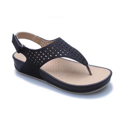 China Latest Design 2022 Fashion Trend Ladies Summer PU Non-slip Bottom Flip Flops Comfortable Ladies Sandals for sale