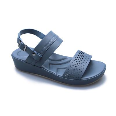 China High Quality Non-slip Casual Fashion Summer Sandals Comfortable Ladies Flat Sandals for sale