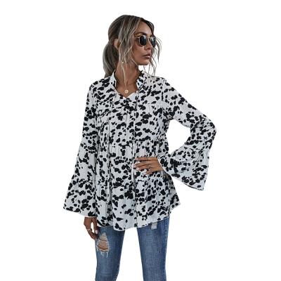 China 2021 Spring Ladies Casual Wear Breathable Flare Sleeve Women Leopard Floral Top Blouse for sale