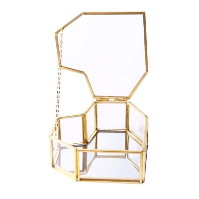 China Transparent Gold Glass Gem Heart Shaped Glass Jewelry Box Small Storage Box is used for office and home decoration for sale