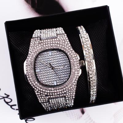 China Lced Outlet Unisex Watch With Box Diamond Bling Quartz Bracelet Luxury Women Watches Men Full Relojes Hip Hop Gold Watch Jewelry for sale