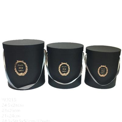 China Portable Acrylic Bouquet Flower Bucket Cylindrical Flower Bucket Set Three Piece Round Large Size Acrylic Box for sale