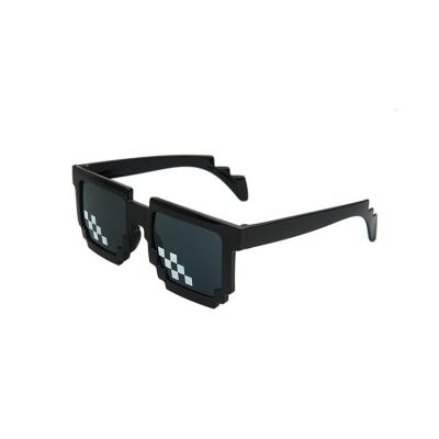 China 15 Years Experience Life Funny Men Women Party Glasses Glass Mosaic Black Sun Glasses for sale