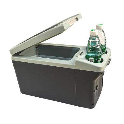 China 11L THERMOELECTRIC Portable Fridge Mini Cooler Car Fridge Freezer 12v for Drinks Fruits and Vegetables for sale