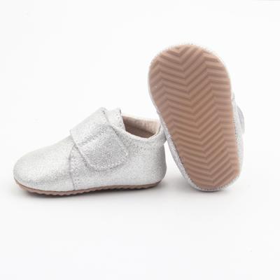 China 0-24 Months Genuine Leather Baby Sneakers Quick-drying Baby Shoes Newborn Infant Shoes Product for sale