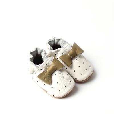 China Anti-odor Fashion Wholesale Baby Slipper Winter Boy Girl Baby Leather Slippers for sale