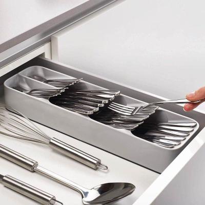 China 2021 New Cutlery Plastic Knife Block Holder Drawer Knives Viable Bifurcates Cabinet Tray Kitchen Organize Spoons Storage Rack Knife Rack for sale