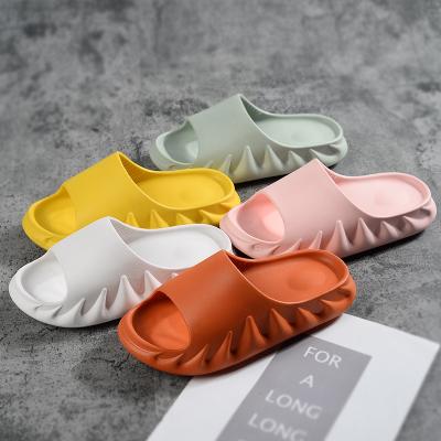 China Cushioning Soft Slippers Women Outside Luxury Beach Toe Thick Sole Slippers Open Ladies Slipper for sale