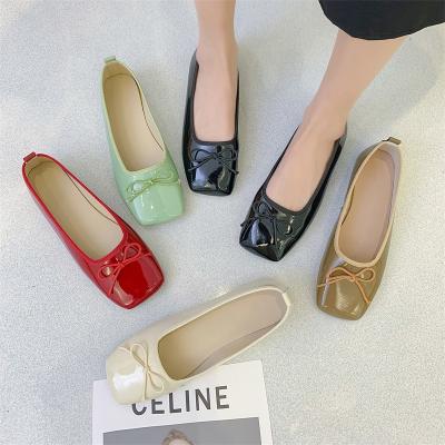 China Fashion Trend Soft Sole Women's Leather Shoes Work Shoes Low Heel Anti Slip Women's Shoes for sale