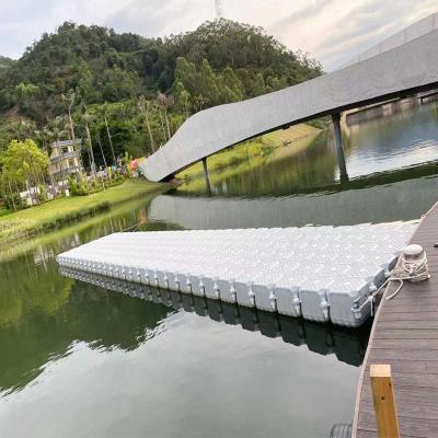 China Big Pumps Plastic Modular Rowing Raft Houseboat Floating Pontoon Slide Blocks Deck with Decking for sale