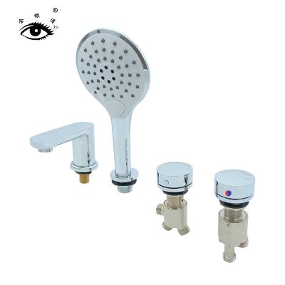 China Modern Factory Outdoor Hood Three-Hole Outlet Three-Hole Mixer Tap Handwheel Brass Bathtub 5 Piece Set for sale