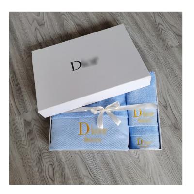 China Customized branded hotel bath towel set disposable gift set towel gift box dryhand luxury towel wedding gift fast with box for sale