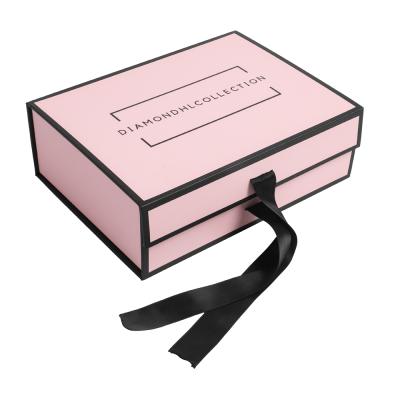 China Recyclable Single Storey Rectangular Hair Satin Lined Paper Packaging Boxes With Ribbon for sale