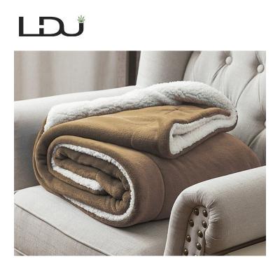 China Yellow PASSIONATE Cheap Super Soft 100% Polyester Fleece Baby Blanket Bulk For Three Seasons for sale