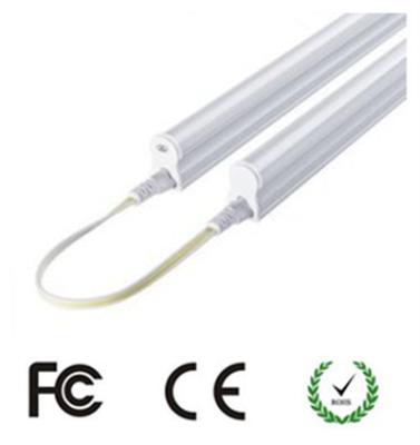 China 3000k conectable 9w 850lm T5 llevó las luces FPC0.95 del tubo para el techo forrado de piel en venta