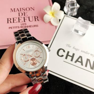 China Famous Brand Fashion Watches Hot Sale Fashion Women Men Watch Stainless Steel Luxury Wrist Watch Famous Brand Ladies Couples Fashion Watches Gifts for sale