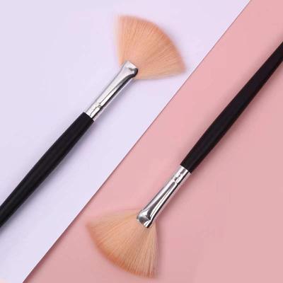 China Mini Taklon Mask Applicator Facial Fan Brush Sweep Natural Hair Facial Mask Fan Brush for sale