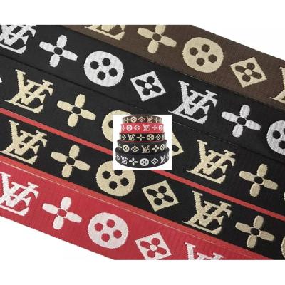 China Custom Logo Woven Jacquard Strap Webbing in zwarte kleur voor 38mm Nylon Shoulder Strap Te koop