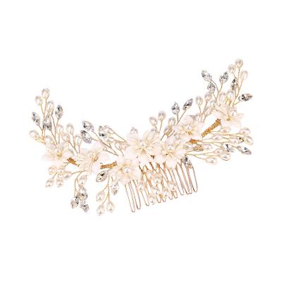 China Rassel Bridal Hair Jewelry 2021 New Design Fashion Jewelry Women Party Gold Bridal Wedding Hair Beads Hair Comb Accessories for sale