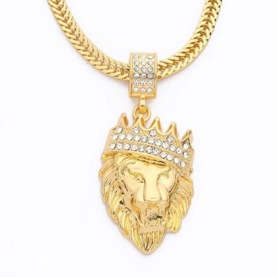 China Men's Hip Hop Crystal Diamond Tiara Lion Head Gold Charm Chain Necklace Men's Environmental Friendly Pendant Hip Hop Chain Necklace for sale