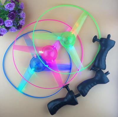 China Lightup Flight Disc Amusement Outdoor Pull Line for sale