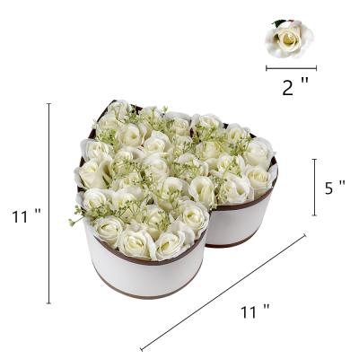 China Heart Shaped Artificial Flower Rose Gift Box Rose Courtship Floral Arrangements Wedding Handmade White Decor Valentines Day Centerpieces for sale