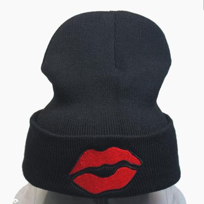 China breathable & Factory Price Waterproof Custom Lip Embroidery Red Kids Knitted Beanie Hats For Autumn Winter for sale