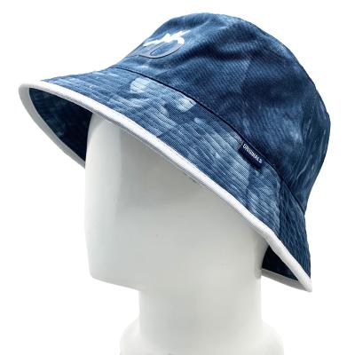 China Striped Tie Dye Custom Designer Logo Patched Sun Protection Hat High Quality Short Brim Cotton Bucket Hat Navy Blue and White for sale