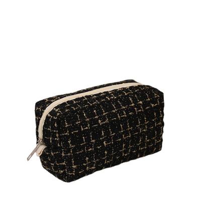 China Fashoion tweed material girl's large capacity with zipper makeup bag set pouch wholesale makeup bag custom printing makeup bag for sale