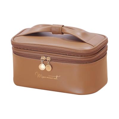 China Custom Large Capacity Promotional Leather Cosmetic Pouch Maletas De Maquillaje Cosmetic Case PU Cosmetic Bags Of Makeup Toiletry for sale