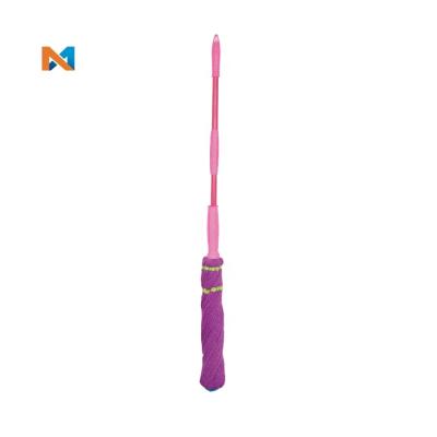 China Wholesale Viable 360 ​​Magic Twist With Handle Rotating Telescopic Broom With Wring for sale