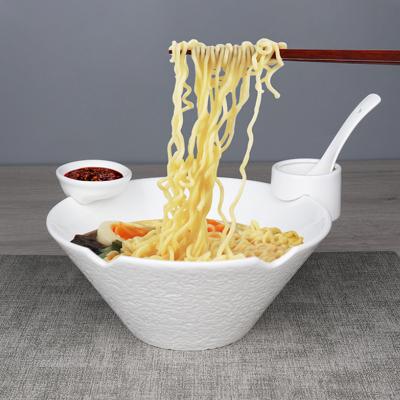 China Viable Customized Ceramic Bowl Matte White Japanese Ramen Bowl Chopstick Spoon Holder Noodle Bowl for sale