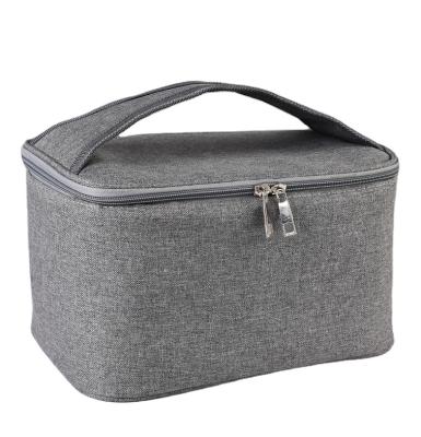 China Reusable Waterproof Soft Cooler Lunch Bag High Density Insulation Wine Cooler Bag for sale