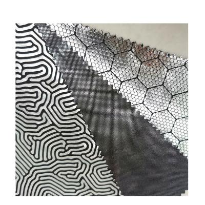 China Waterproof 100% Polyester Football Slipping 300T Pongee Fabric Fashion Design Keep Warm Lining for sale