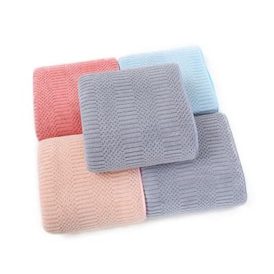 China Top Quality Coral Fleece Bath Towel Skirt Towel Shower Towel Highly Used Child Safe Bath Towel for sale