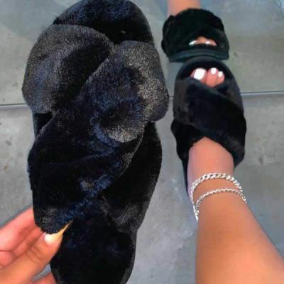 China Fashion trend sale autumn and winter wholesale plush cross warm slipper for sale