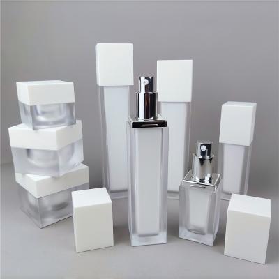 China Luxury Cosmetic Wholesale 15ml 30ml 50ml Personal Care Pump Lotion Acrylic Airless Bottle for sale