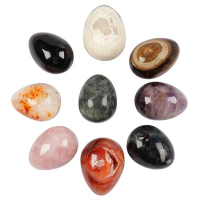 China Semi Precious Stone Mixed Rose Quartz Amethyst Agate Fluorite Tiger Eye Variety Crystal Eggs Bulk Healing From China en venta