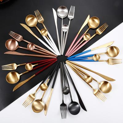 China Sustainable Wedding Gift 24 Pcs Knife Spoon Fork Sets Gold Flatware Stainless Steel Flatware Sets With Gift Box for sale