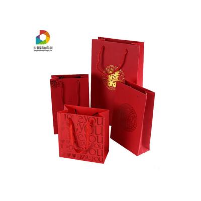 China Jewelry Paper Bag Wedding Recyclable Red Paper Bag for sale