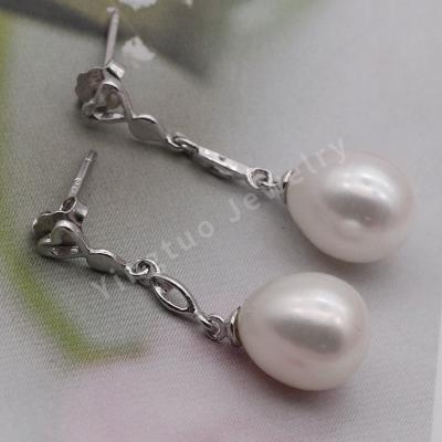 China Hot Sale Trendy Silver Natural Freshwater Pearl Button Jewelry Loose Pearl Earrings for sale